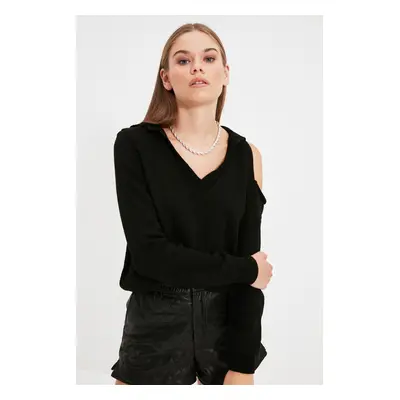 Trendyol Black Cut Out Detailed Knitwear Sweater