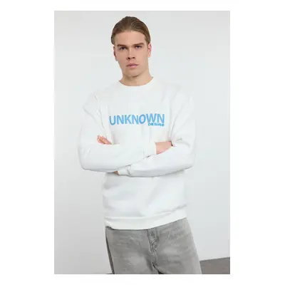 Trendyol Ecru Oversize/Wide Cut Text Printed Crew Neck Inside Polar Fleece Sweatshirt