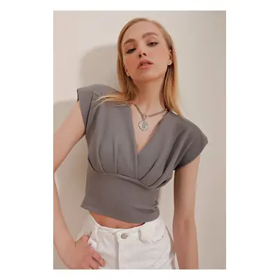 Trend Alaçatı Stili Women's Gray Deep V Neck Waistband Crop Blouse