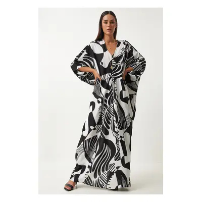 Happiness İstanbul Women's Black and White Patterned Bat Sleeve Asymmetrical Viscose Dress