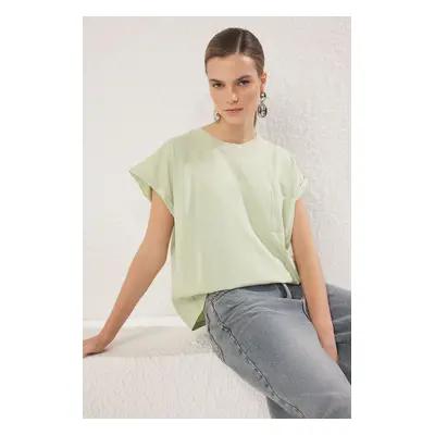 Trendyol Mint 100% Cotton Relaxed/Comfortable Fit Pocket Detailed Knitted T-Shirt