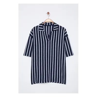 Trendyol Limited Edition Navy Blue Striped Knitwear Look Polo Neck T-shirt