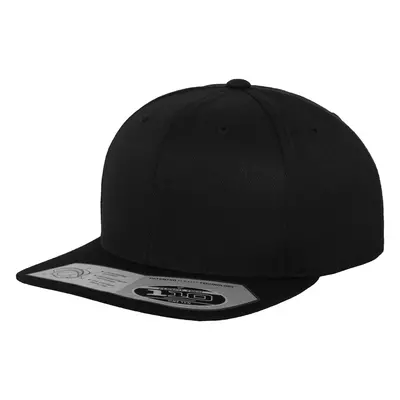 110 Fitted Snapback černý