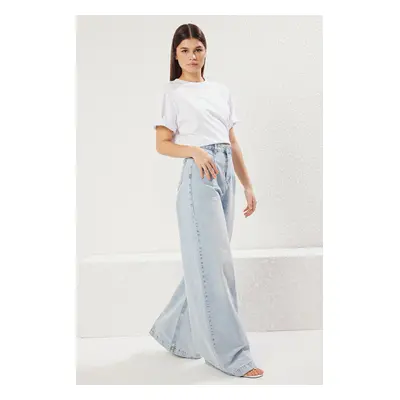 Trendyol Light Blue Pocket Detail High Waist Extra Wide Leg Palazzo Jeans