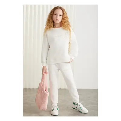 GRIMELANGE Gigi-grm24049 75% Cotton 25% Polyester Girls Embroidery Sweat Jogger Set Ecru Two Pie