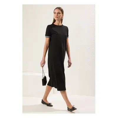 Trendyol Black Knitwear with Tape Detail Crew Neck Short Sleeve Flexible Knitted Dress