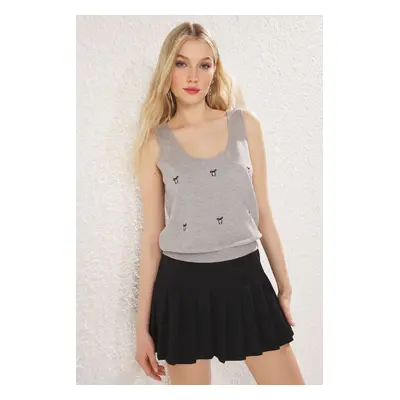 Trendyol Gray Premium Yarn/Special Yarn Square Neck Heart Printed Knitted Thin Blouse