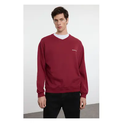 Trendyol Claret Red Unisex Oversize/Wide Cut Polar Fleece Inside V Neck Printed Sweatshirt