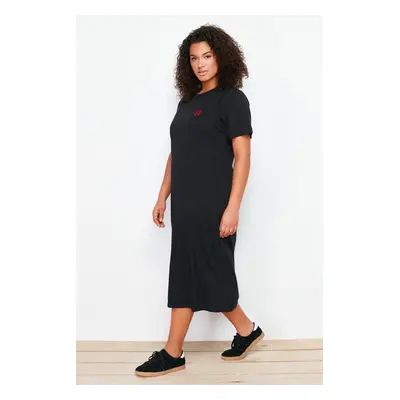 Trendyol Curve Black Embroidery Detailed Knitted Maxi/Long 100% Cotton T-shirt Dress