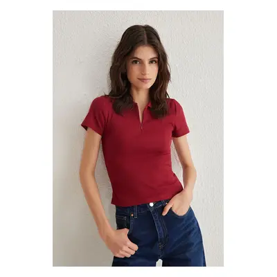 Trendyol Burgundy Fitted/Fitted Polo Neck Stretchy Knitted Blouse