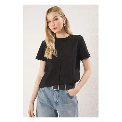 Trendyol Black 100% Cotton Stitch Detail Regular Pattern Knitted T-Shirt