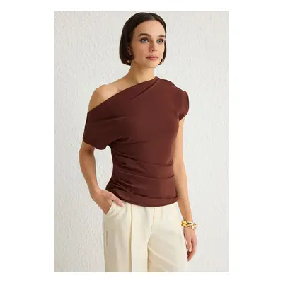 Trendyol Brown Boat Neck Fitted Woven Blouse