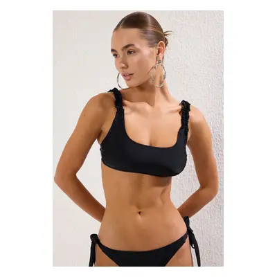 Trendyol Black U Neck Gathered Bikini Top