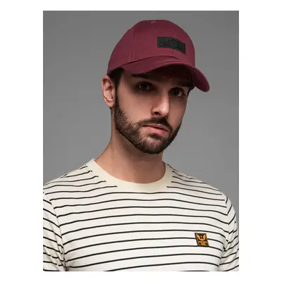 Ombre Men's baseball cap with visor and rectangular patch - maroon