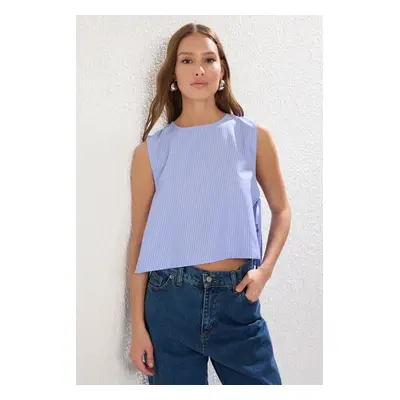 Trendyol Blue Side Rope Detailed Crew Neck Striped Crop Woven Blouse