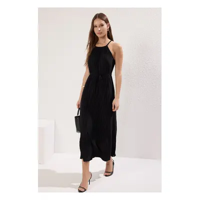 Trendyol Black Plain Maxi Stand Collar Pleated Skater/Waist Open Knit Dress