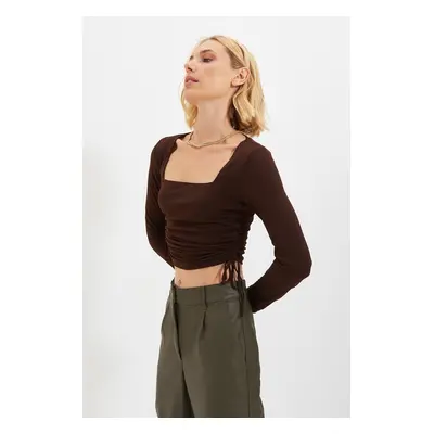 Trendyol Brown Square Neck Gathered Detailed Fitted/Situated Crop Elastic Knitted Blouse