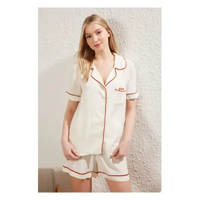 Trendyol Ecru Heart Embroidered Viscose Shorts Woven Pajama Set