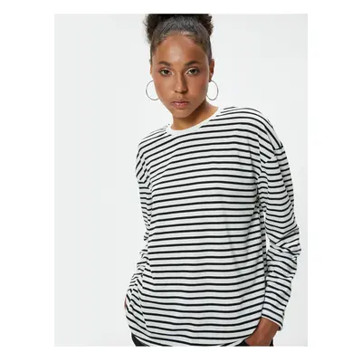 Koton Long Sleeve T-Shirt Crew Neck Relax Fit