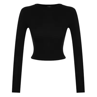 Trendyol Black Premium Soft Fabric Viscose Crew Neck Crop Flexible Knitted Blouse