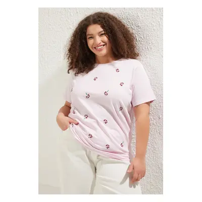 Trendyol Curve Pink Boyfriend Flower Embroidery Detail 100% Cotton Knitted Plus Size T-shirt