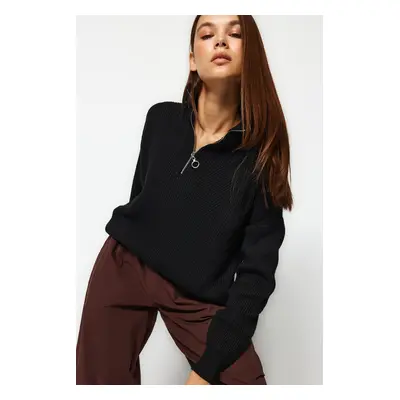 Trendyol Black Soft Textured Zippered Knitwear Sweater