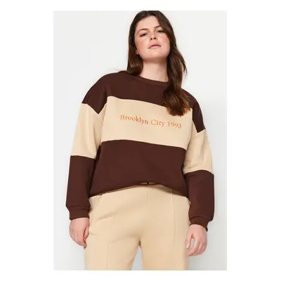 Trendyol Curve Brown Thick Polar Fleece Embroidered Detailed Knitwear Plus Size Sweatshirt