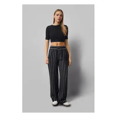 Trendyol Black Relaxed Cut Striped Wide Leg Woven Trousers