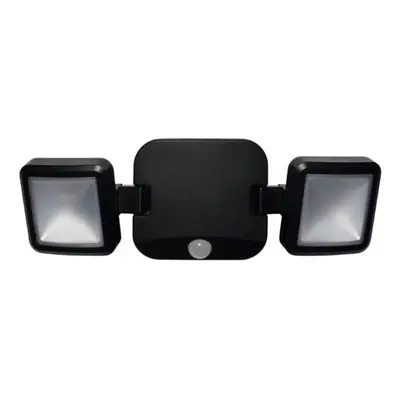 Venkovní LED svítidlo se senzorem LEDVANCE (Battery LED Spotlight) / 480 lm / 4000 K / studená b