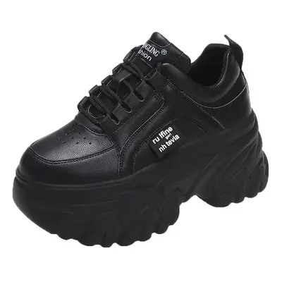 Chunky sneakers s tkaničkami Barva: Černá