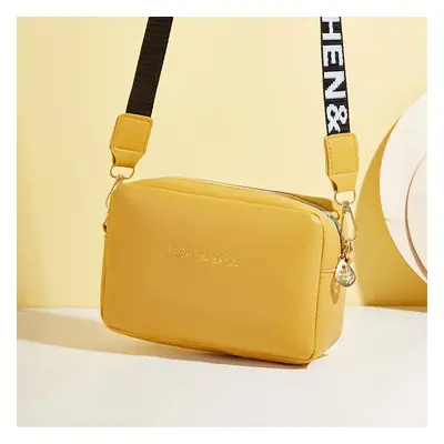 Crossbody kabelka s textilním popruhem Barva (Varianta): Žlutá