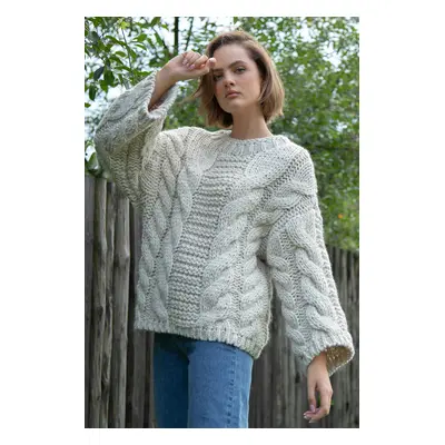 CHUNKY KNIT svetr se silnými kabely F780 Barva: Béžová