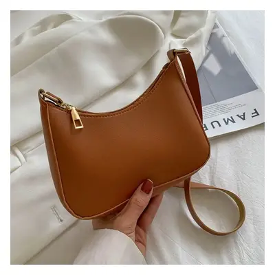 Mini crossbody kabelka jednobarevná Barva (Varianta): Hnědá