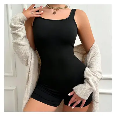 Bodycon overal s ramínky Barva: Černá