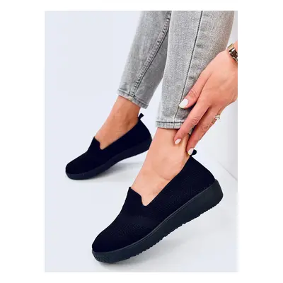 Dámské slip-on tenisky s mírným zvýšením COMBE Barva: Černá