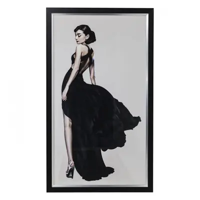 KARE Design Zarámovaný obraz Audrey Hepburn v černých šatech 172x108cm