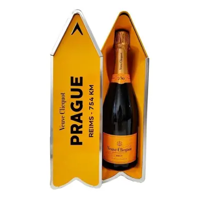 Veuve Clicquot Ponsardin blanc Arrow Magnet Prague 0.75l