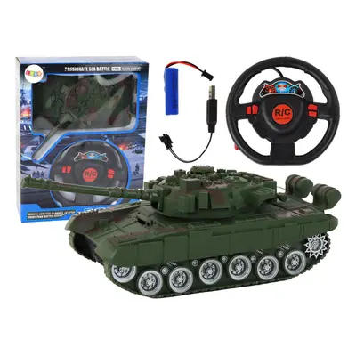 RC tank zelený 1:18 se světlem a zvukem