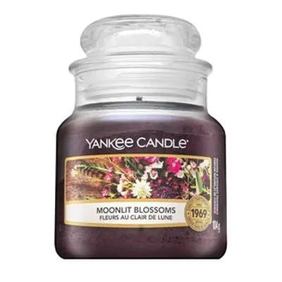 Yankee Candle Moonlit Blossoms vonná svíčka 104 g