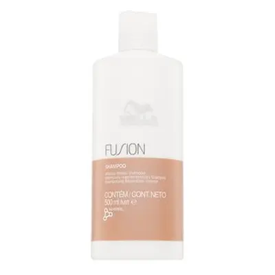 Wella Professionals Fusion Intense Repair Shampoo posilující šampon pro poškozené vlasy 500 ml