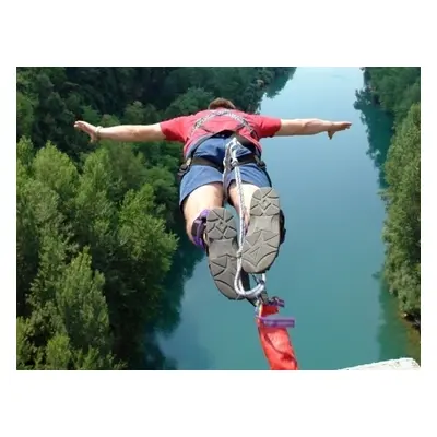 Zážitek - Bungee jumping z nejvyššího mostu ČR Co dělat v Ústeckém kraji? Vyrazte za zážitky