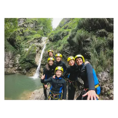 Zážitek - Canyoning ve Slovinsku Ty nejlepší zážitkové dárky v zahraničí