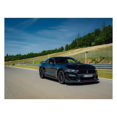 Zážitek - Jízda ve Ford Mustang GT na polygonu Zážitky Jihomoravský kraj: Od adrenalinu po welln