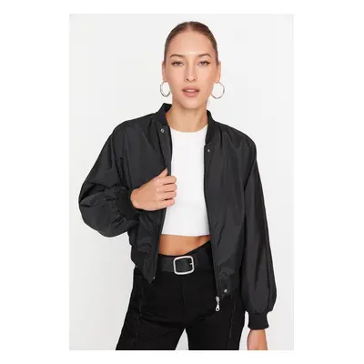 Trendyol Black Oversize Shirred Detail Vodotěsný Bomber Jacket Coat