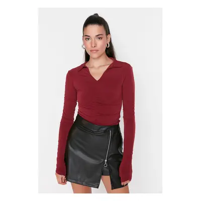 Trendyol Burgundy Slim Nabíraný Polo Neck Flexibilní pletená halenka