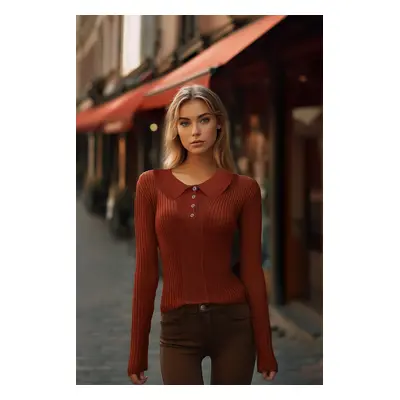 Pletený svetr Trendyol Tile Polo Neck