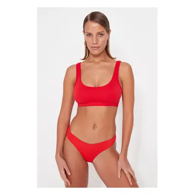 Trendyol Red Bralette Texturovaný horní díl bikin