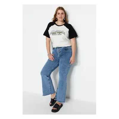 Trendyol Curve Ecru Color Block Printed 100% Cotton Knitted Plus Size T-shirt