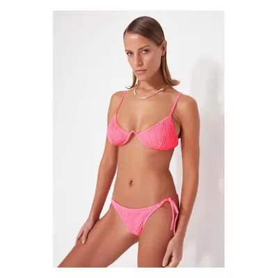 Trendyol Pink Kostice Gimped Bikiny Top