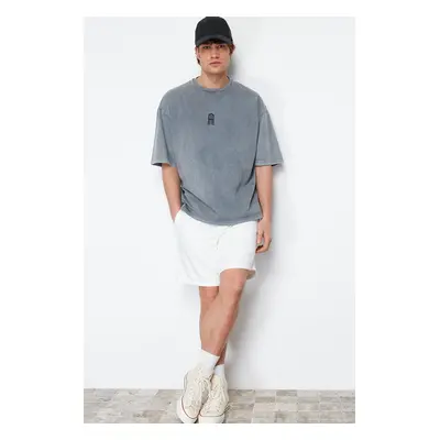 Trendyol Gray Oversize/Wide Cut Vintage/Faded Effect 100% Cotton T-shirt